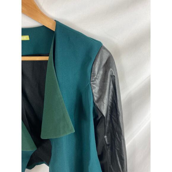 Gianni Bini Faux Leather Sleeve Two toned jacket size medium - Picture 3 of 6